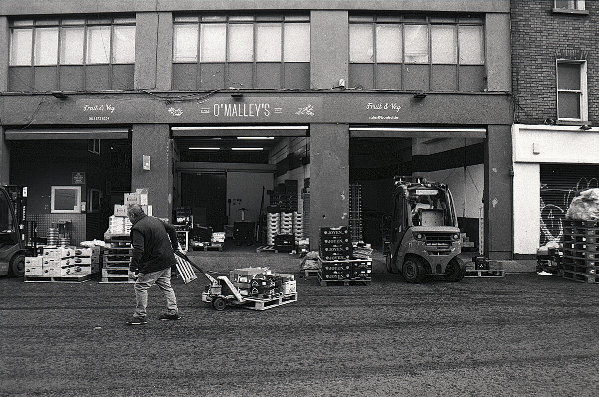 O'Malleys still going in 2022 but alas no more | B&W photograph 2022