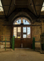 Our Lady of the market | Colour photograph - 2020