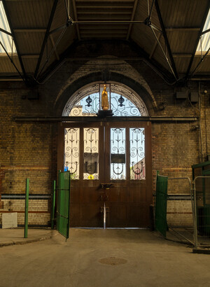 Our Lady of the market