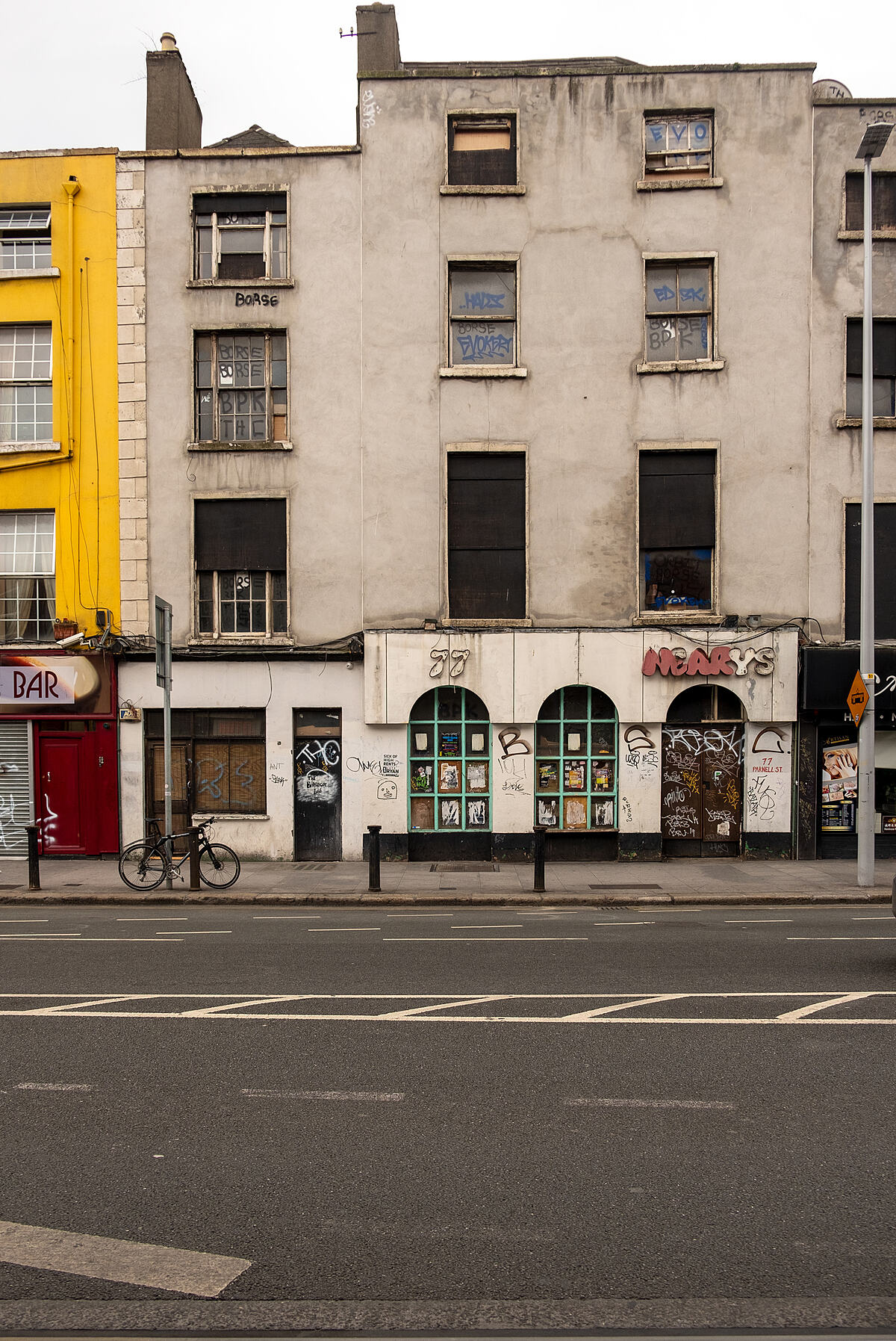 Neary's | Colour photograph
