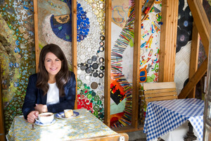 Portraits Christina coffee