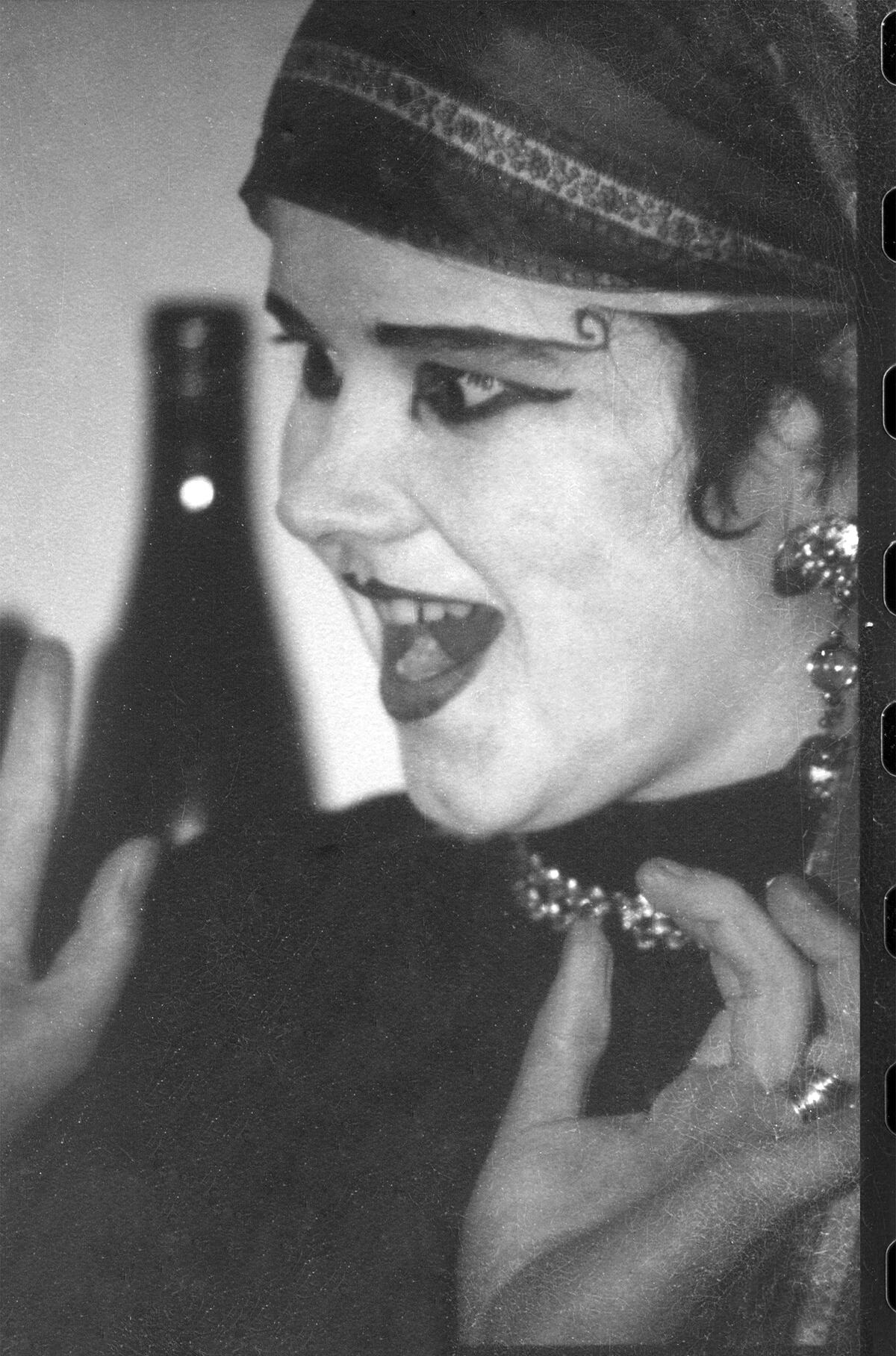 Ah ha haaa | Black & white photograph in Limerick flat - 1990