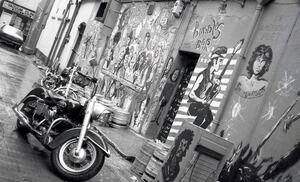 Buddies bar doorway